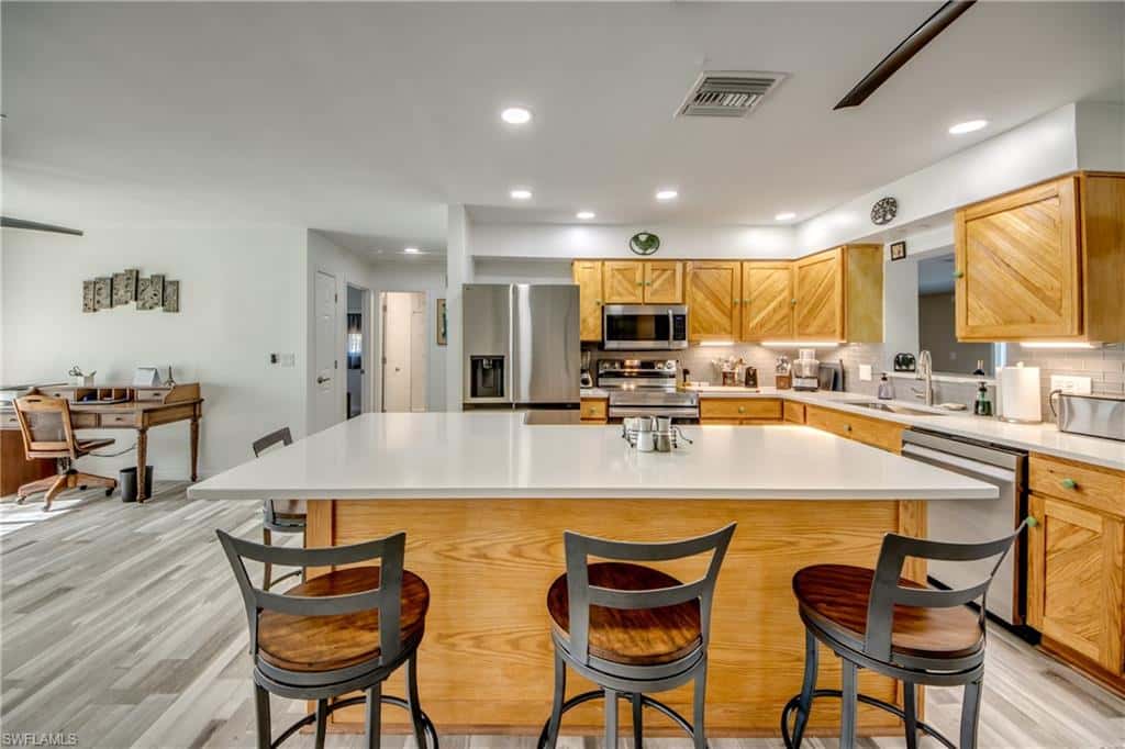 445 Donora Blvd, Fort Myers Beach, photo 14