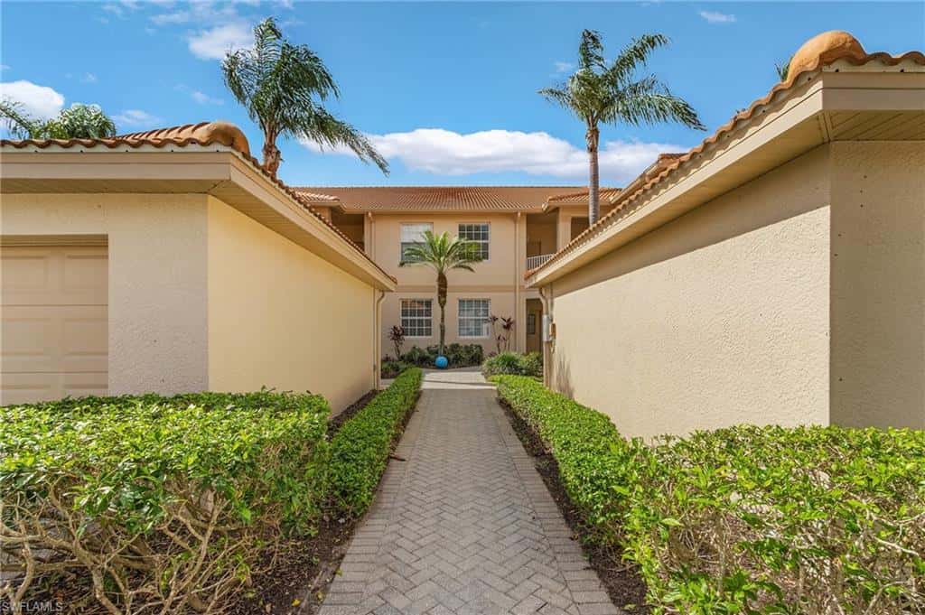 3984 Bishopwood Ct #205, Naples, photo 32