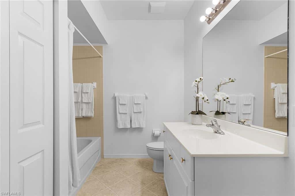 3984 Bishopwood Ct #205, Naples, photo 21