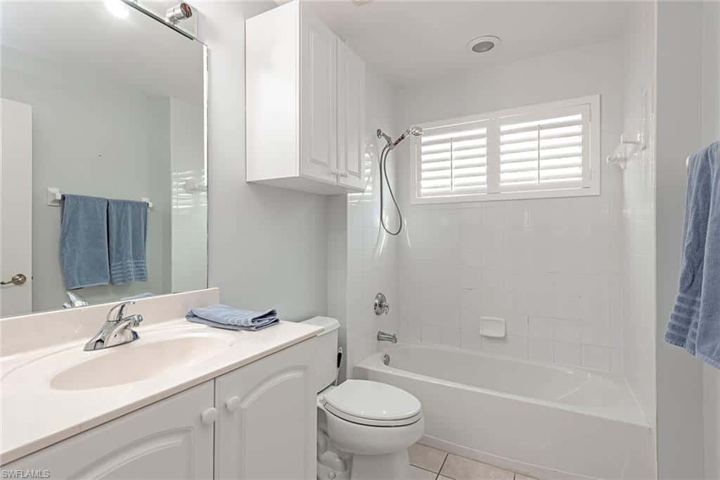 2540 Talon Ct #503, Naples, photo 9