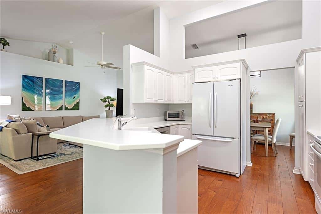 2540 Talon Ct #503, Naples, photo 4