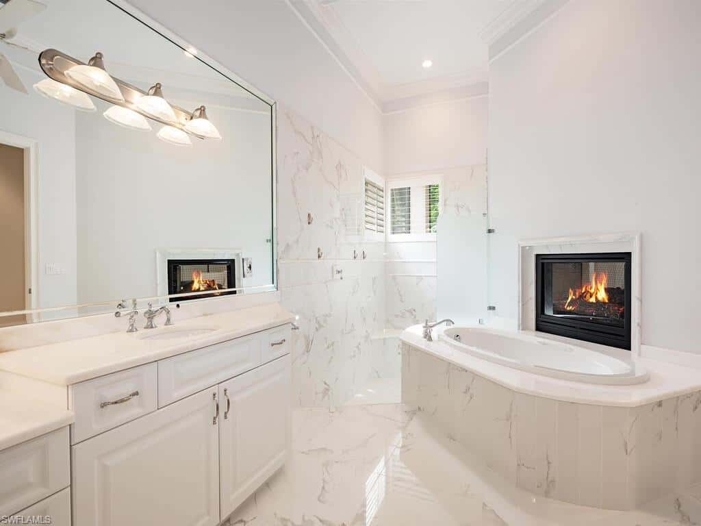 2080 Gordon Dr, Naples, photo 13