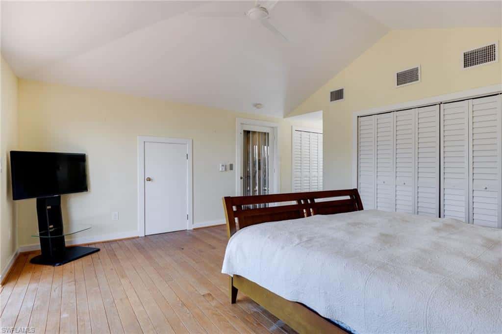 1345 Junonia St, Sanibel, photo 17