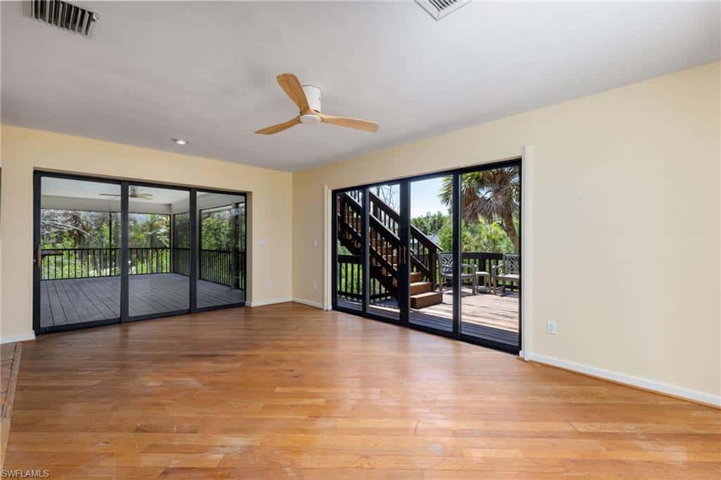 1345 Junonia St, Sanibel, photo 10
