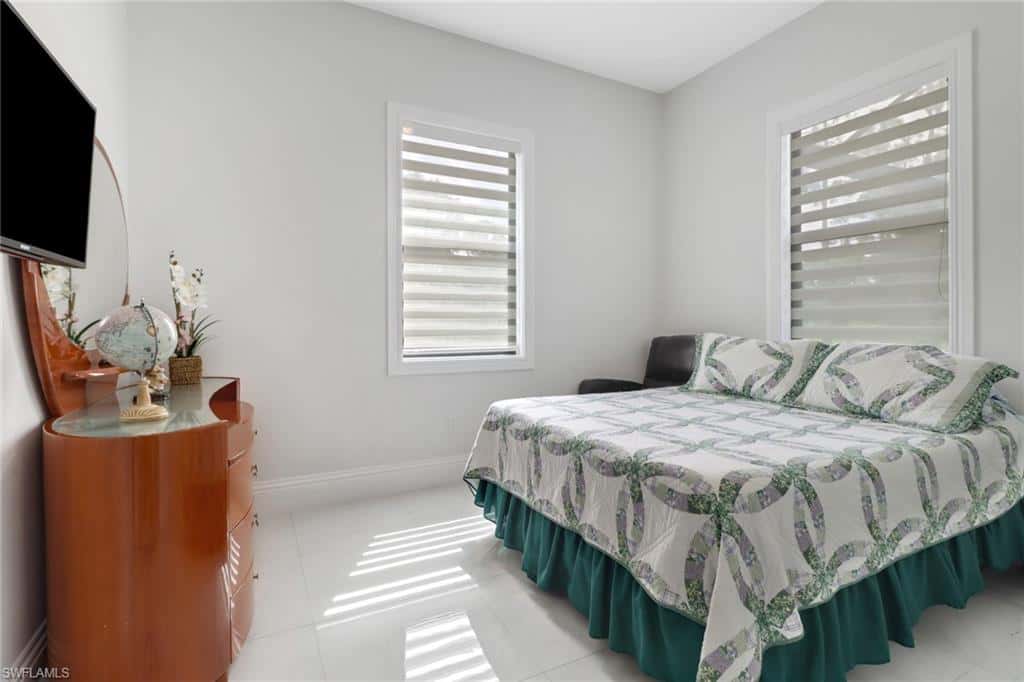 62 35th Ave, Naples, photo 9