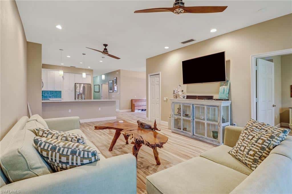 10037 Heather Ln #403, Naples, photo 6