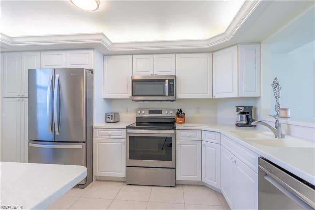 440 Seaview Ct #805, Marco Island, photo 4