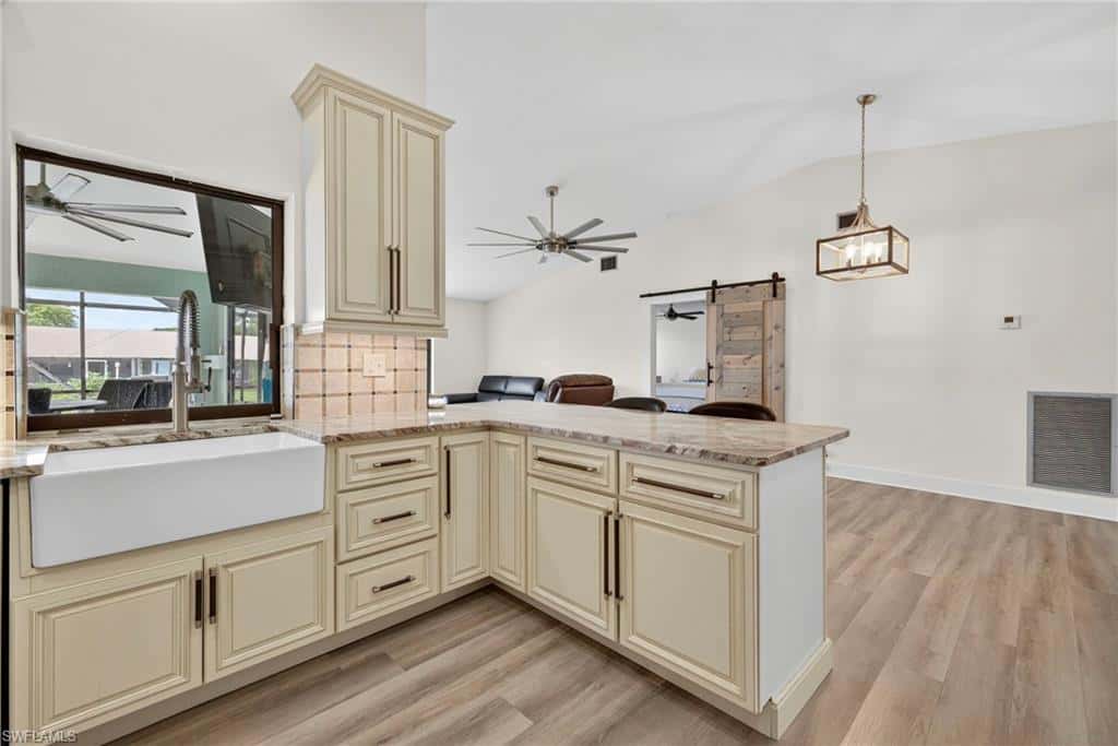 1823 Stevenson Rd, North Fort Myers, photo 5