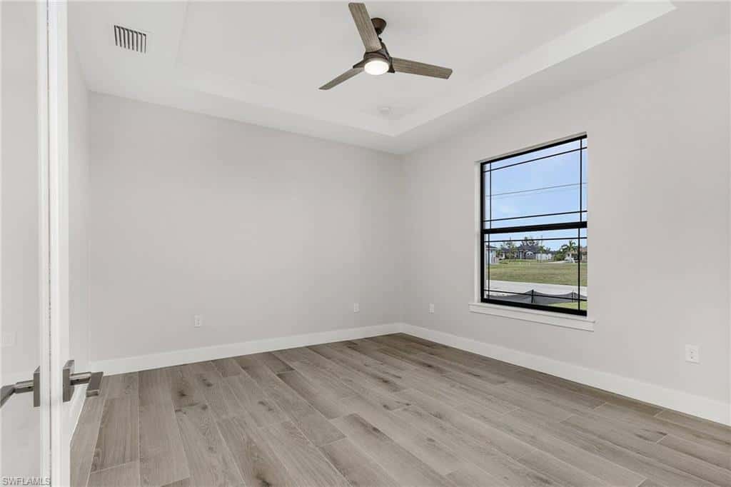 106 33rd Pl, Cape Coral, photo 8