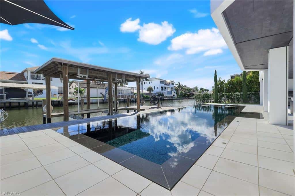 260 Channel Dr, Naples, photo 38