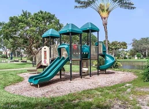 3411 Sandpiper Way, Naples, photo 29