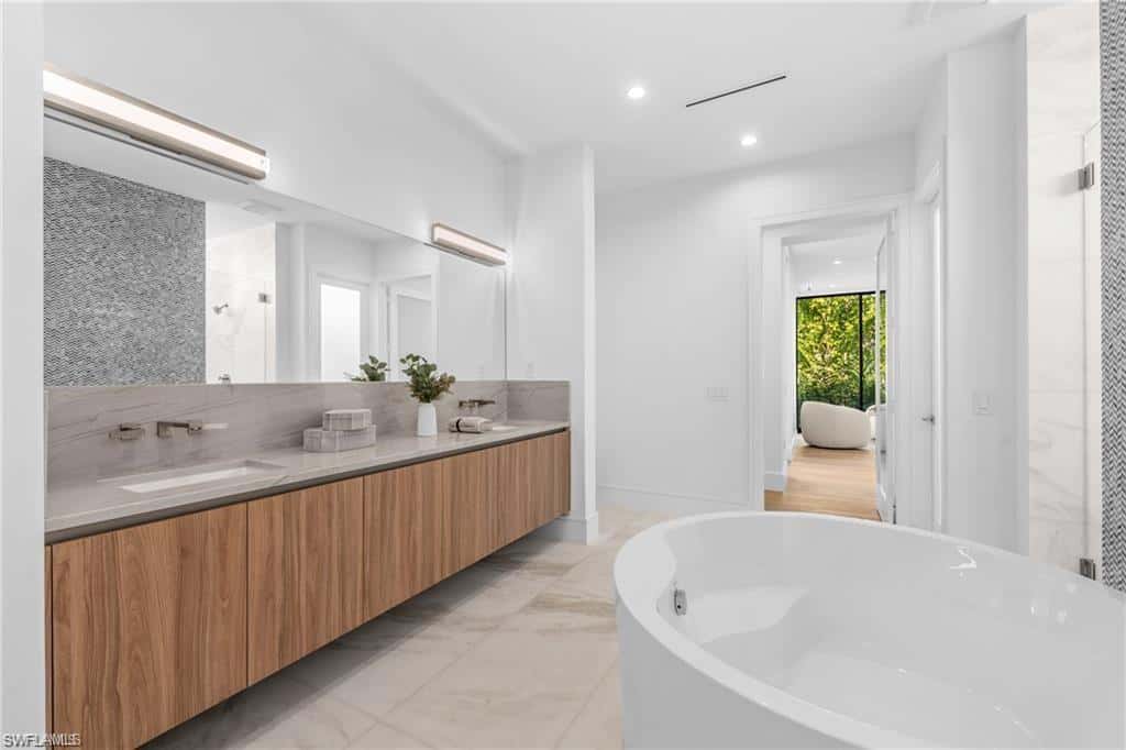 1800 Crayton Rd, Naples, photo 18