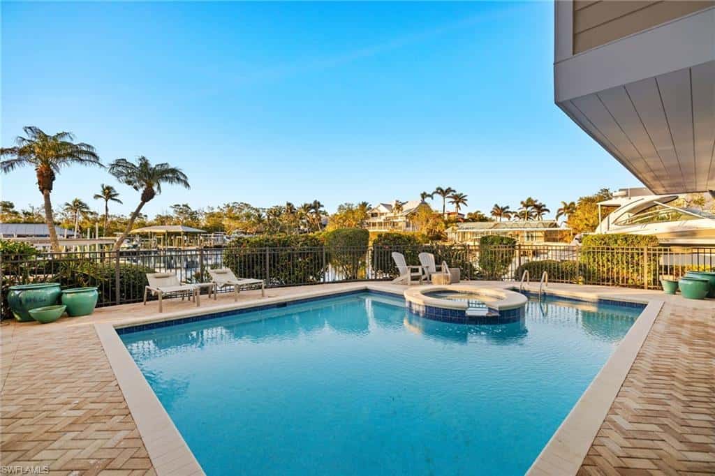 1290 Bay Dr, Sanibel, photo 35