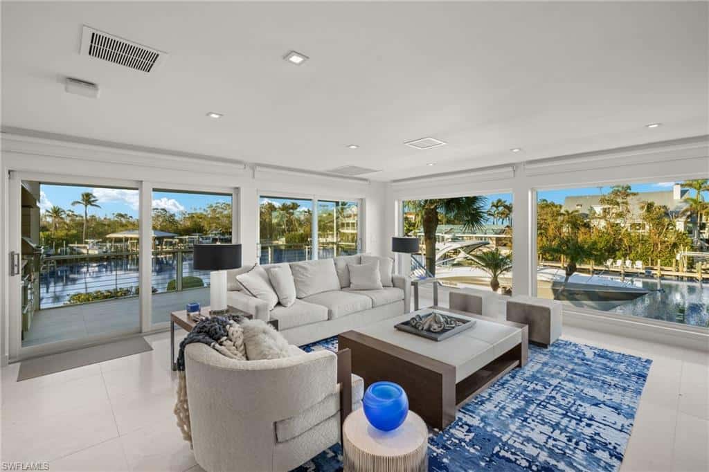 1290 Bay Dr, Sanibel, photo 4