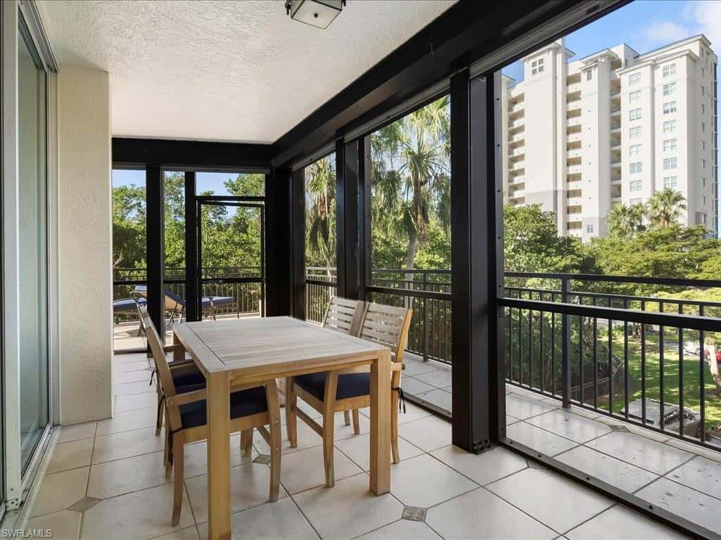 425 Cove Tower Dr #304, Naples, photo 5