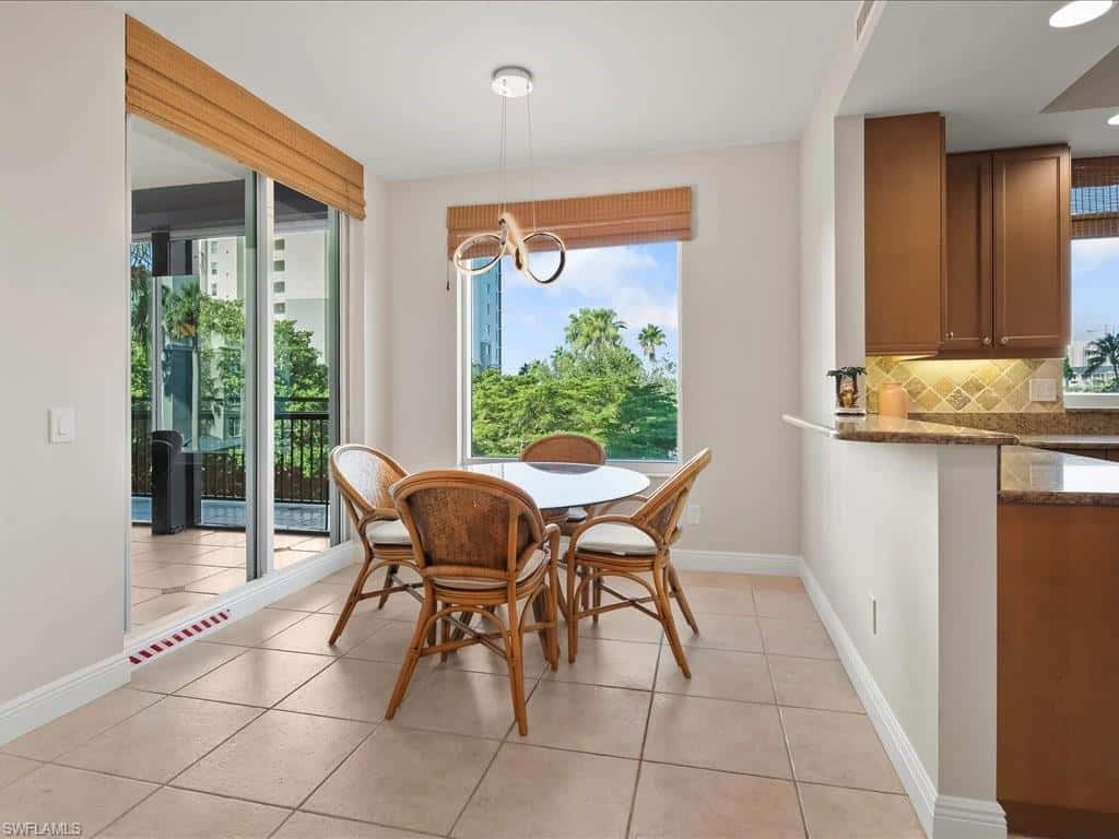 425 Cove Tower Dr #304, Naples, photo 10