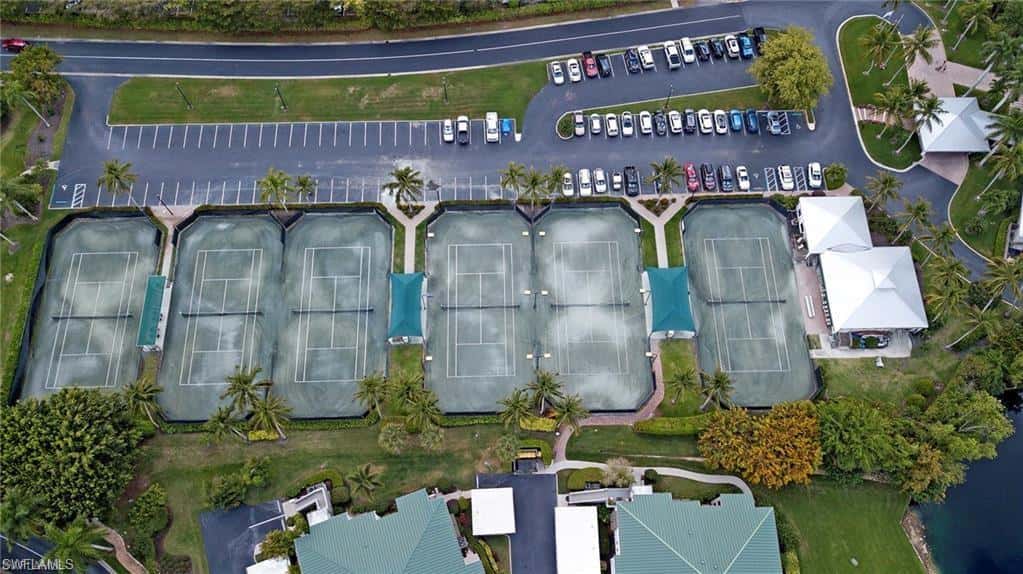 425 Cove Tower Dr #304, Naples, photo 33