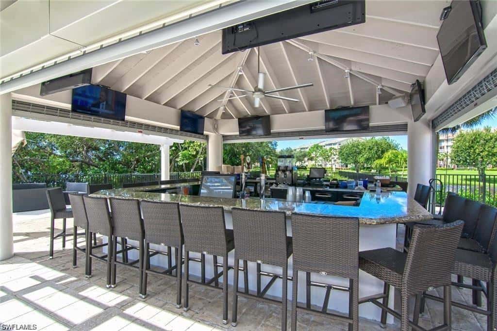 425 Cove Tower Dr #304, Naples, photo 29