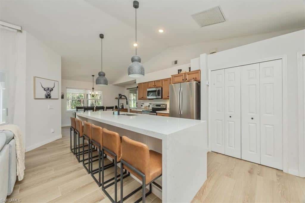 361 9th St, Naples, photo 9