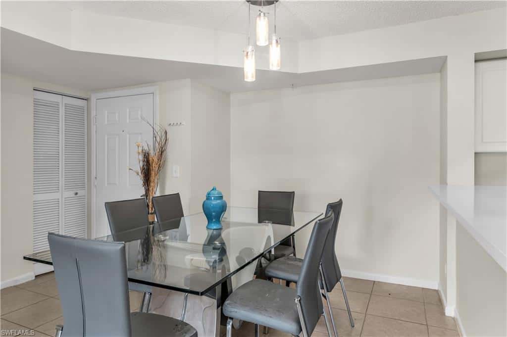 1230 Wildwood Lakes Blvd #105, Naples, photo 4