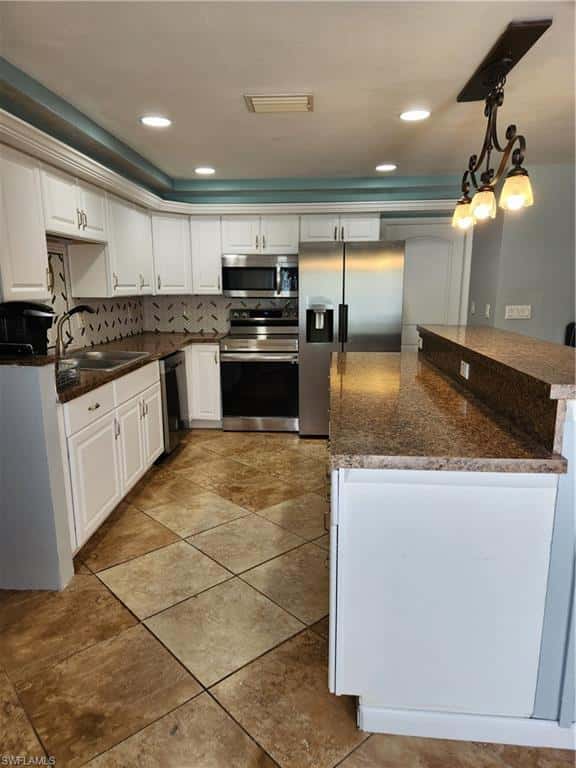 207 47th Ter, Cape Coral, photo 8
