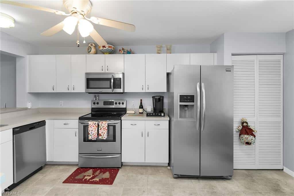 409 Gabriel Cir #2207, Naples, photo 8