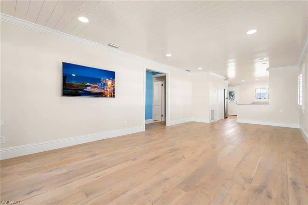 310 14th Ave #310b, Naples, photo 4