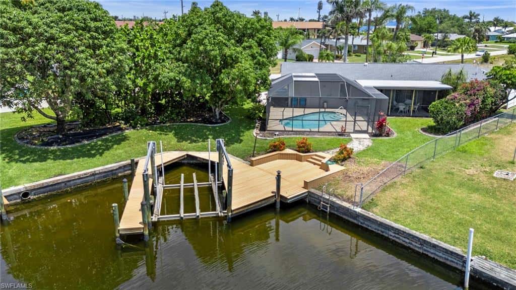 4902 Seville Ct, Cape Coral, photo 5