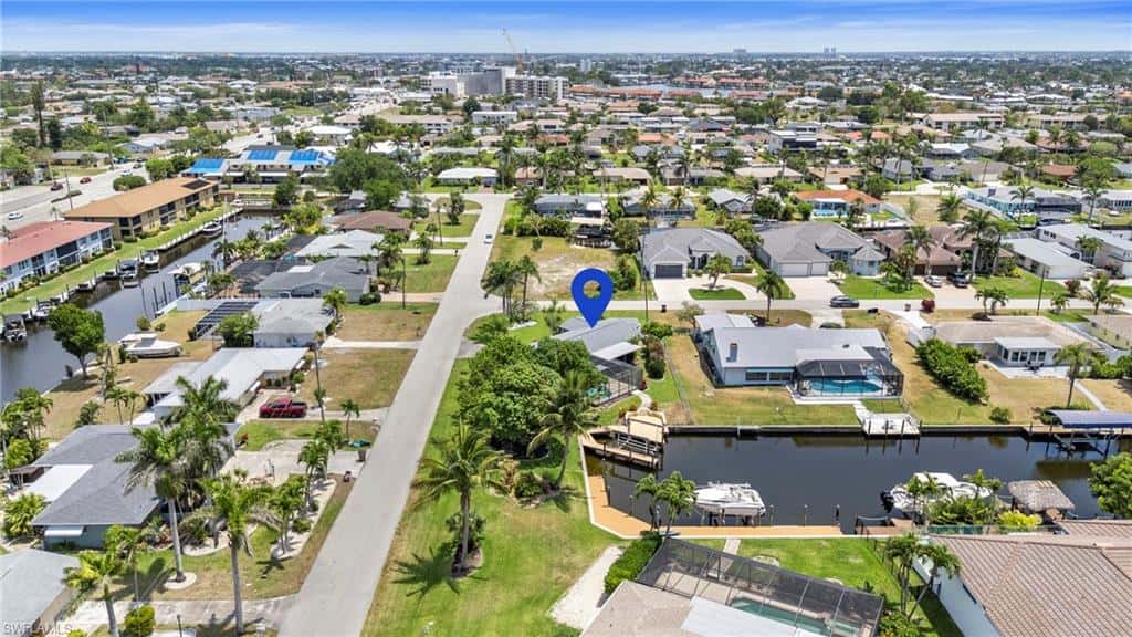 4902 Seville Ct, Cape Coral, photo 33