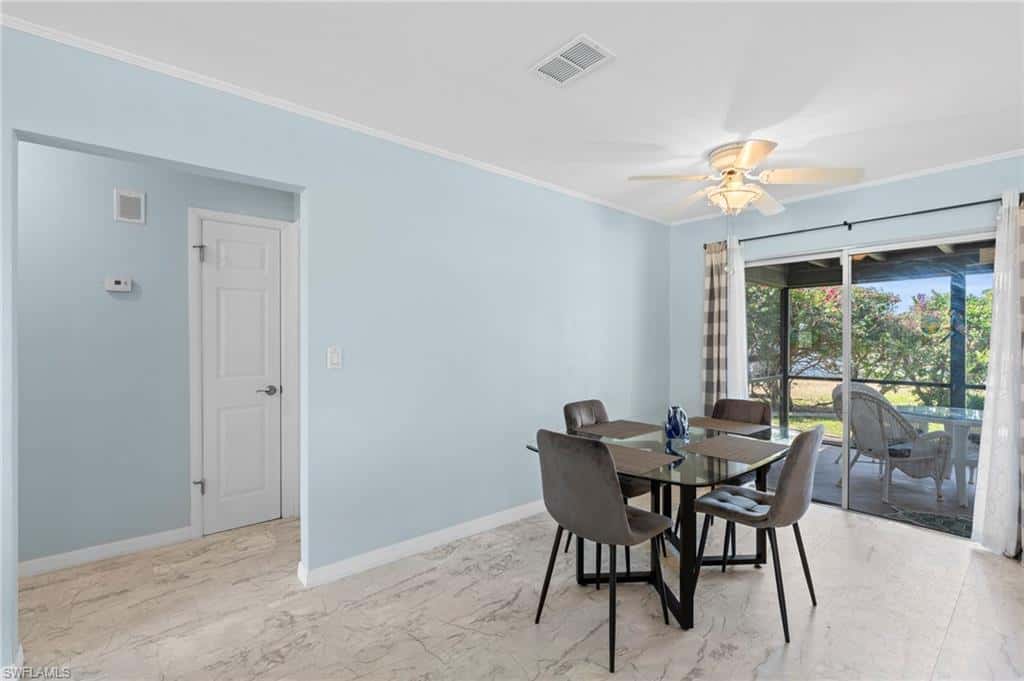 4902 Seville Ct, Cape Coral, photo 11