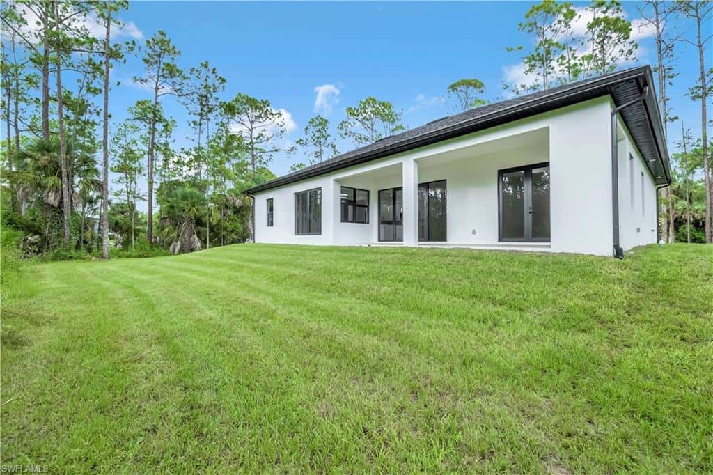2668 39th Ave Ne, Naples, photo 6