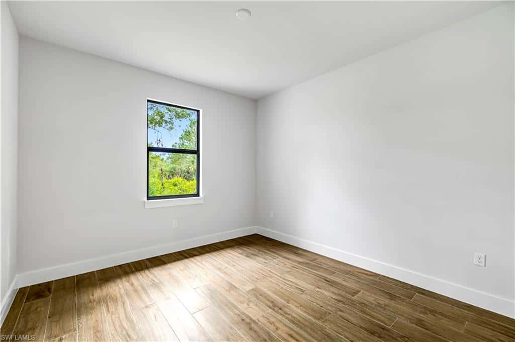 2668 39th Ave Ne, Naples, photo 30