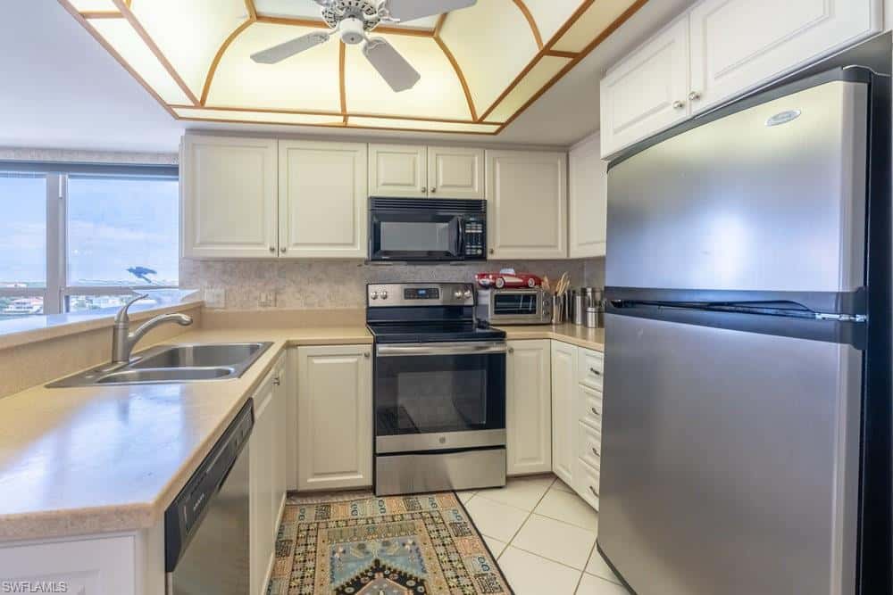 4451 Gulf Shore Blvd #1005, Naples, photo 14