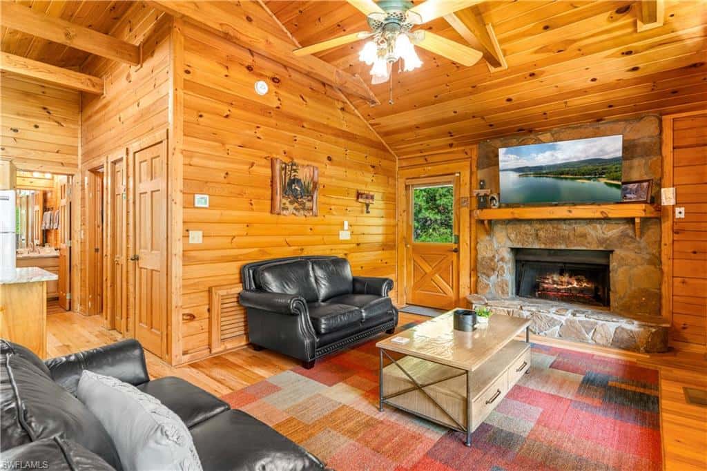 4062 Chamberlain Ln, Out Of Area, photo 9