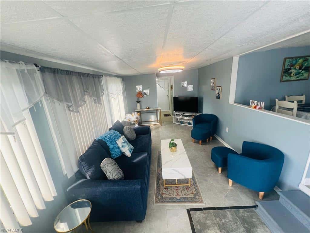 471 Palm Dr #310, Naples, photo 12