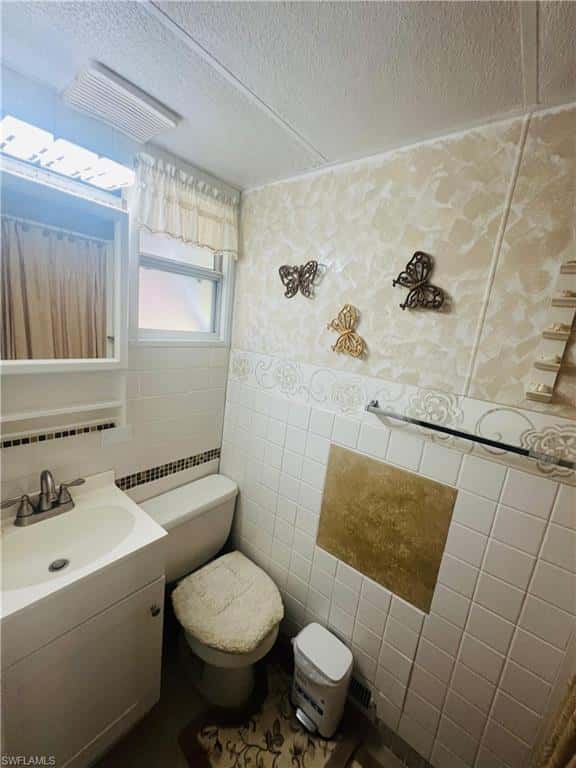 471 Palm Dr #310, Naples, photo 9