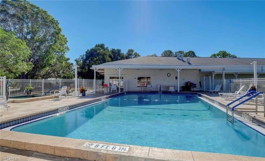 471 Palm Dr #310, Naples, photo 15
