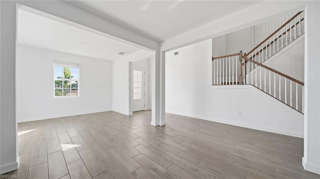 15705 Raveneli Ct, Fort Myers, photo 7