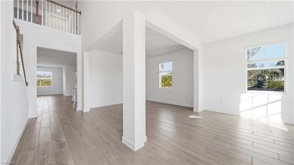 15705 Raveneli Ct, Fort Myers, photo 5