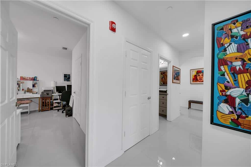 221 21st Ter, Cape Coral, photo 32
