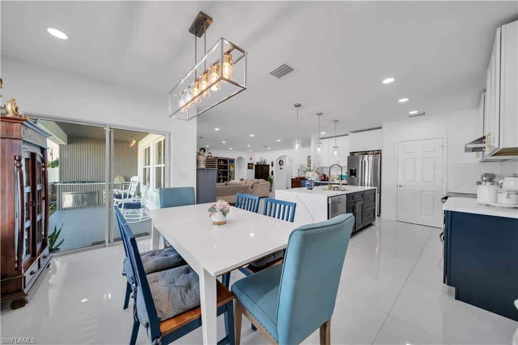 221 21st Ter, Cape Coral, photo 20