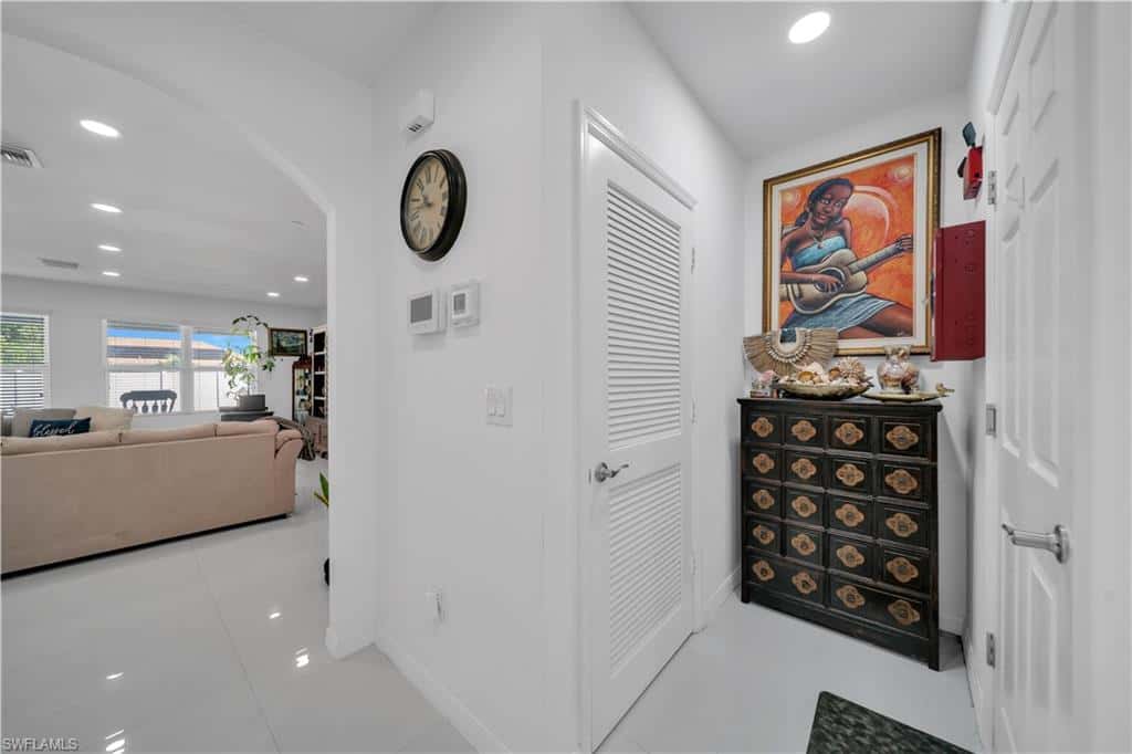 221 21st Ter, Cape Coral, photo 24