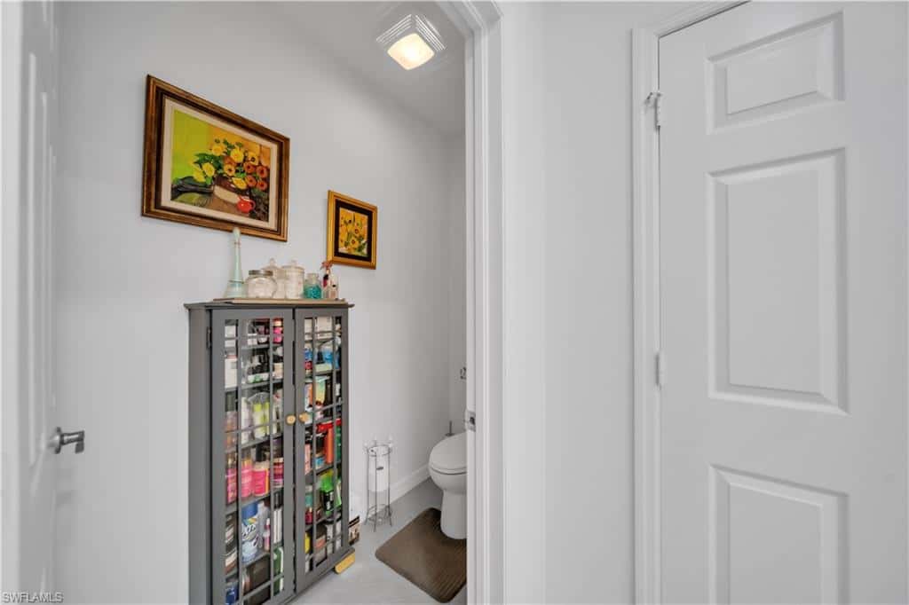 221 21st Ter, Cape Coral, photo 41