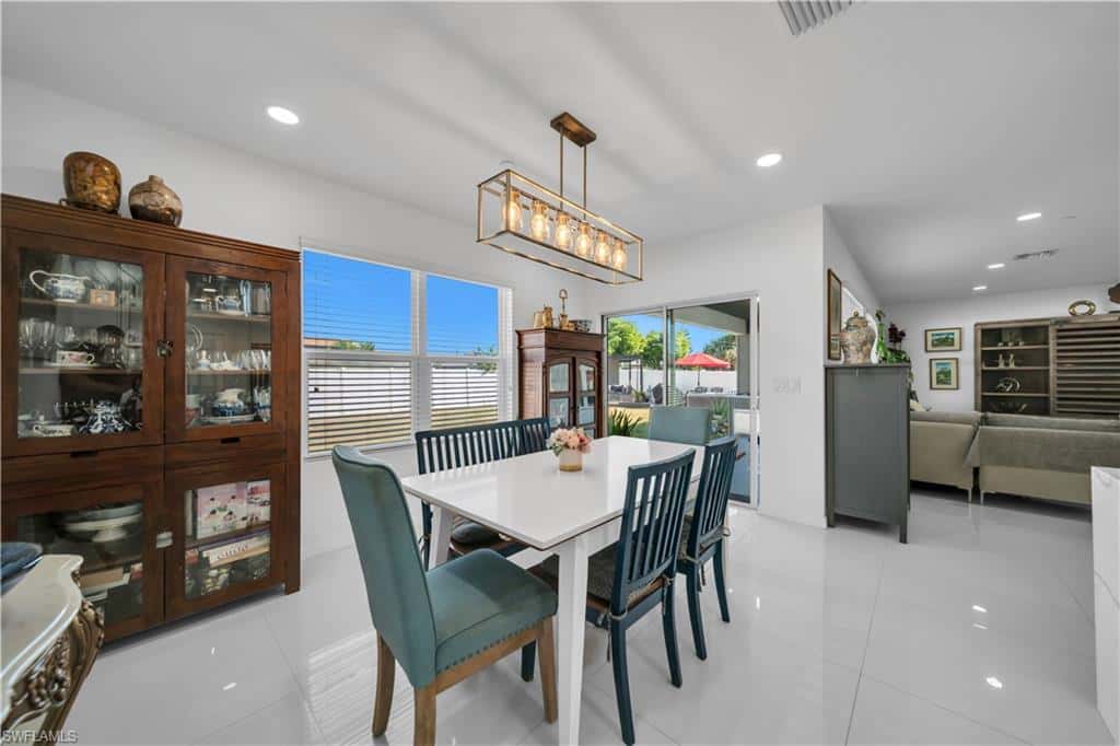 221 21st Ter, Cape Coral, photo 18