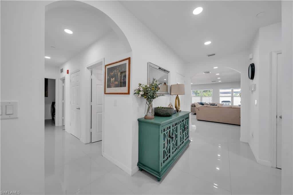 221 21st Ter, Cape Coral, photo 25
