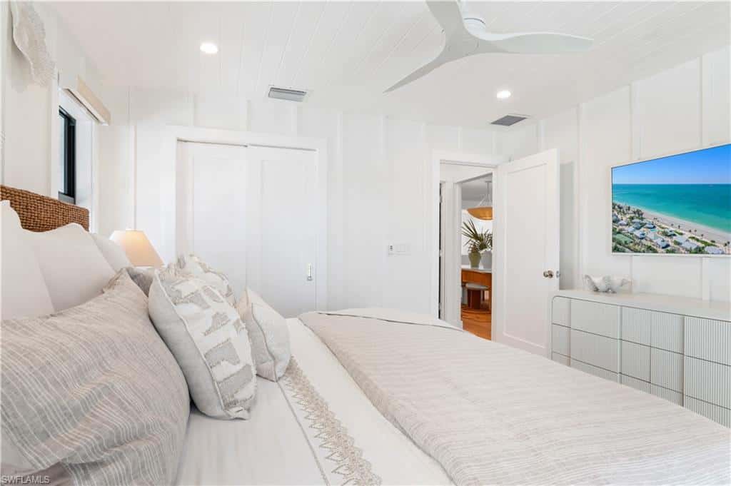 24 Beach Homes, Captiva, photo 20