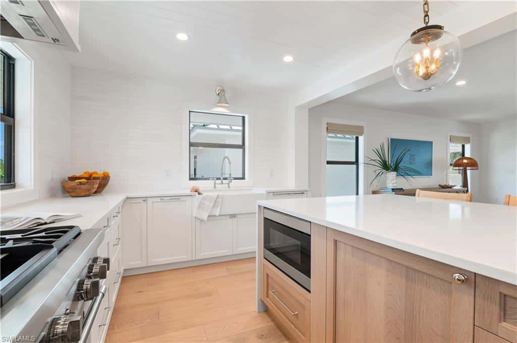 24 Beach Homes, Captiva, photo 9