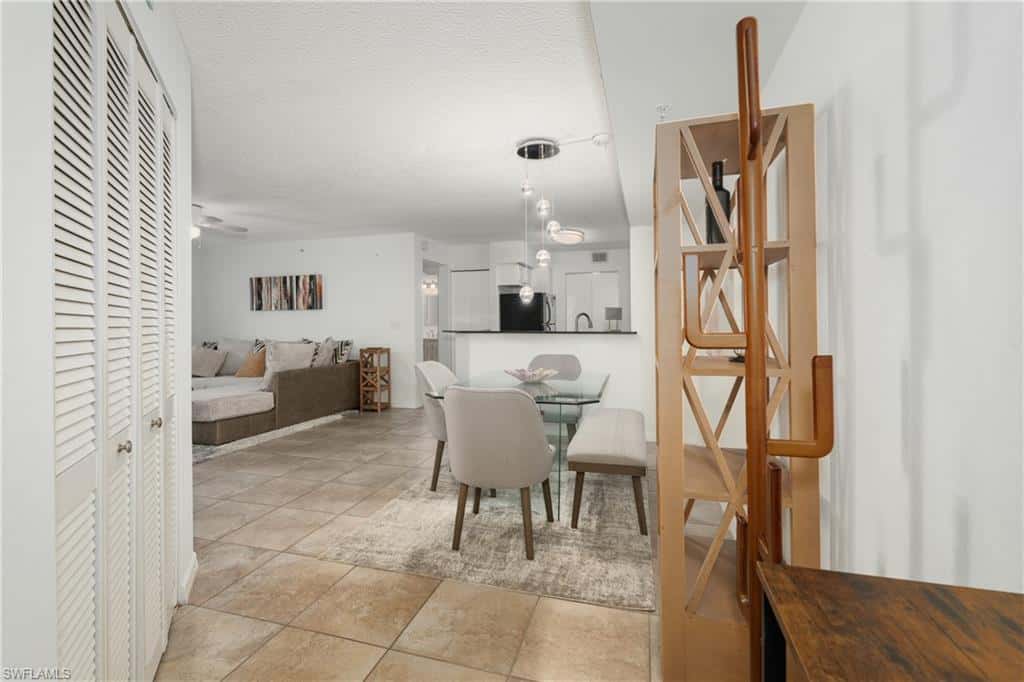 8290 Ibis Club Ln #902, Naples, photo 12