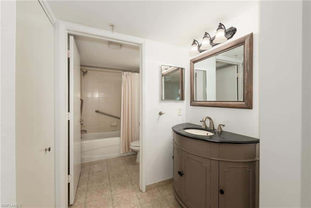 8290 Ibis Club Ln #902, Naples, photo 18