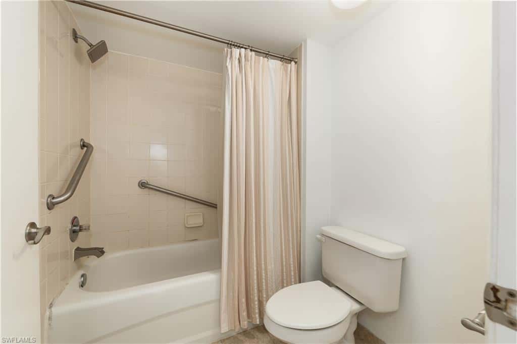 8290 Ibis Club Ln #902, Naples, photo 19